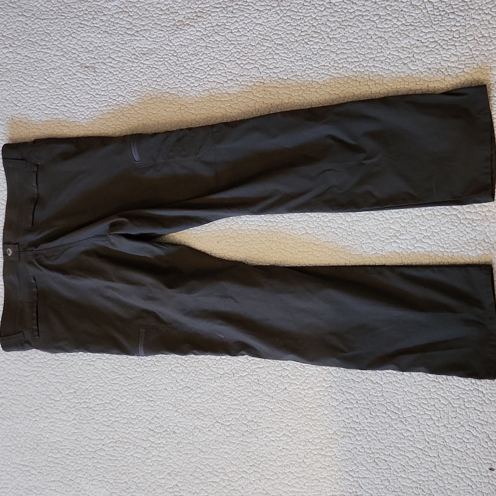 Wrangler Outdoor Performance Flex Fit Duo Dry Relaxed Fit Cargo Khaki Pants - Picture 4 of 10
